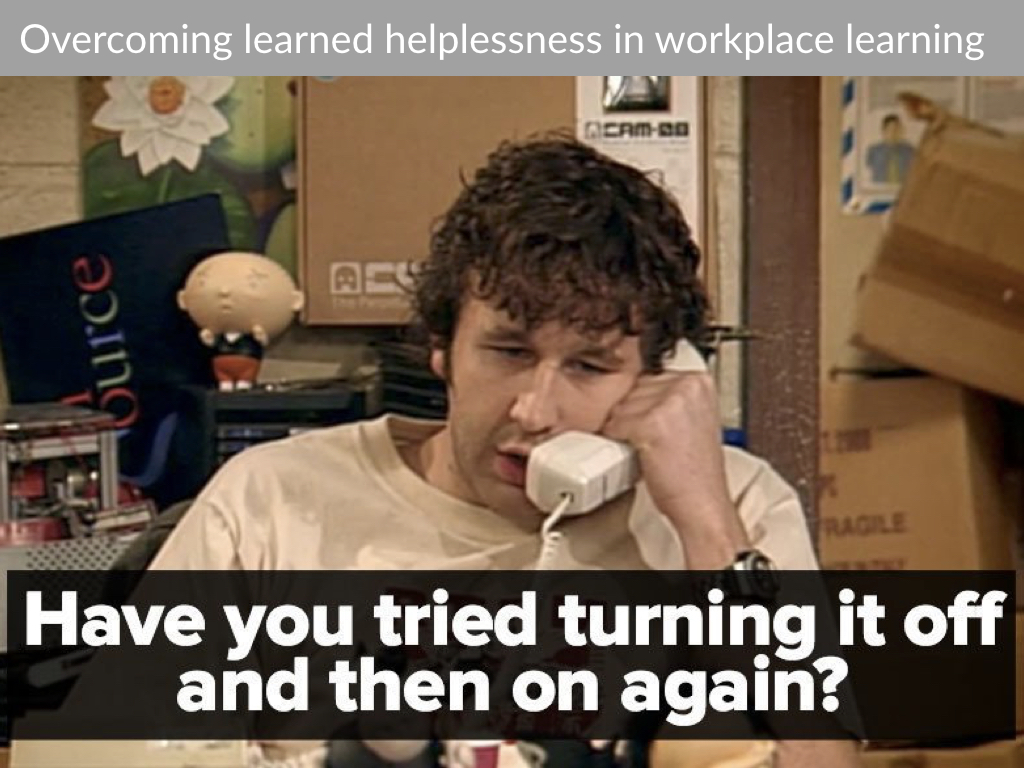 Try turning. It crowd Мем. Компьютерщики сериал мемы. Пробовали выключить и включить. It crowd выключить и включить.